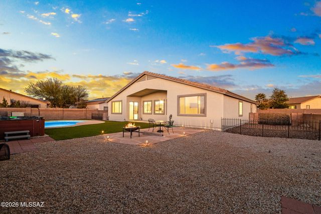 10930 S Via Jaline, Vail, AZ 85641