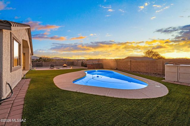 10930 S Via Jaline, Vail, AZ 85641