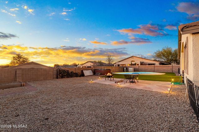 10930 S Via Jaline, Vail, AZ 85641