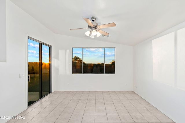 10930 S Via Jaline, Vail, AZ 85641