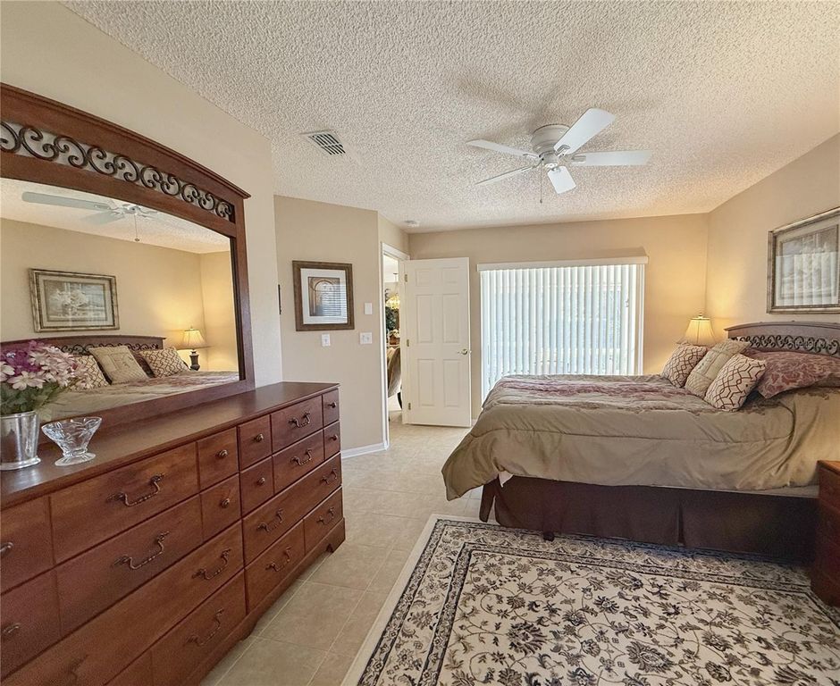 Image 21 of property listing at 3554 ROLLINGBROOK STREET, Clermont, FL 34711