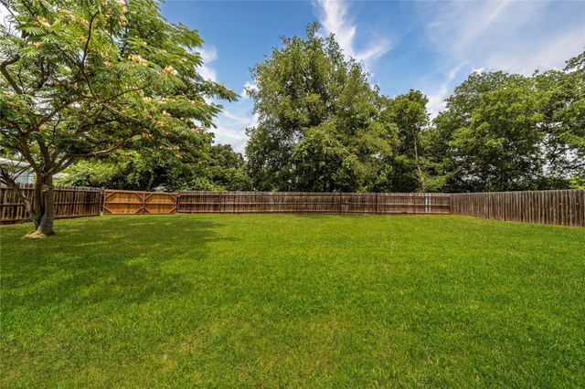 103 Halsell Street, Bridgeport, TX 76426