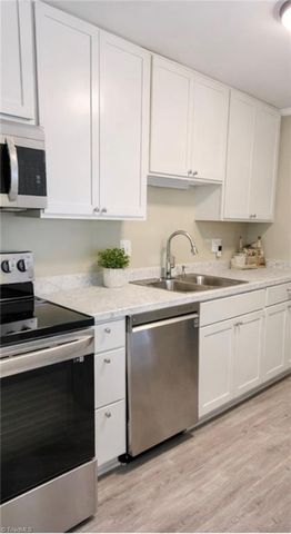 5733 Bramblegate Road M, Greensboro, NC 27409