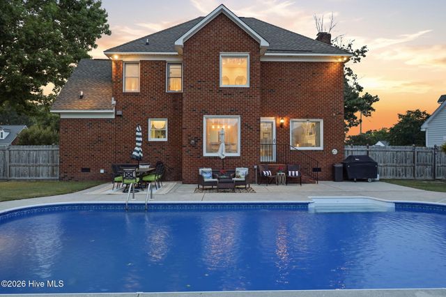 1604 Paramore Drive, Greenville, NC 27858