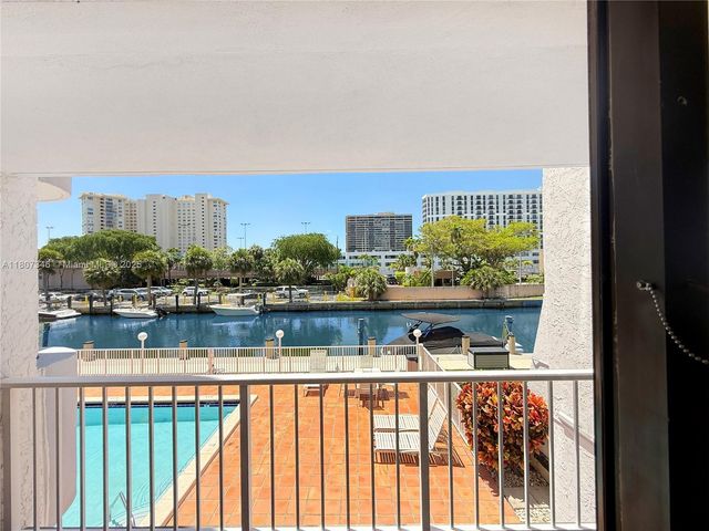 1650 NE 115th St 207, Miami, FL 33181