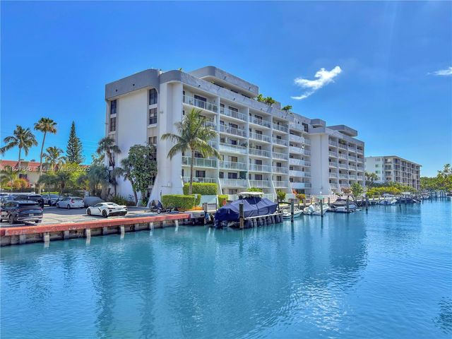 1650 NE 115th St 207, Miami, FL 33181