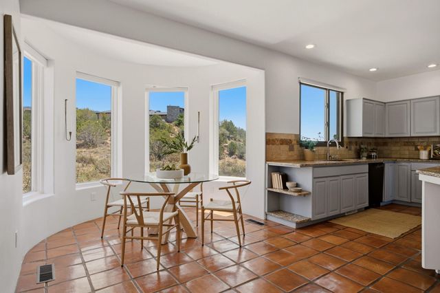 133 Juniper Hill Road NE, Albuquerque, NM 87122