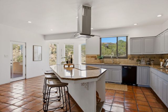 133 Juniper Hill Road NE, Albuquerque, NM 87122