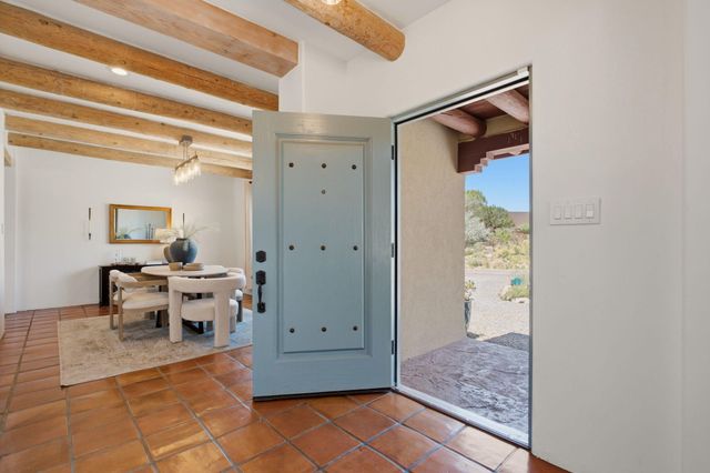 133 Juniper Hill Road NE, Albuquerque, NM 87122