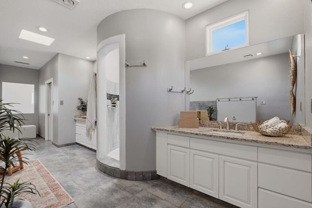 133 Juniper Hill Road NE, Albuquerque, NM 87122
