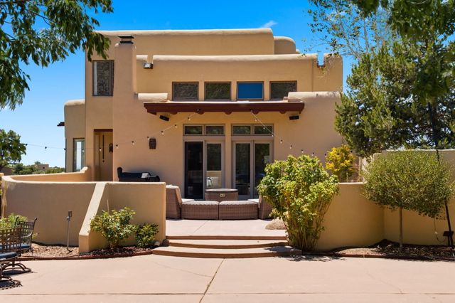 133 Juniper Hill Road NE, Albuquerque, NM 87122