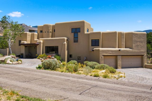 133 Juniper Hill Road NE, Albuquerque, NM 87122