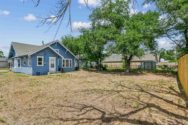 2122 S Exchange St, Wichita, KS 67213