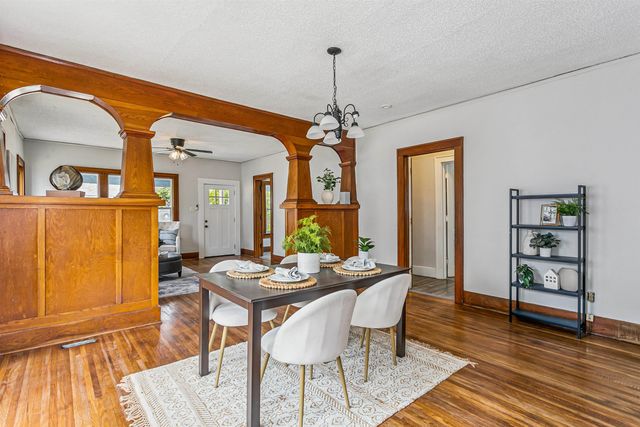 2122 S Exchange St, Wichita, KS 67213