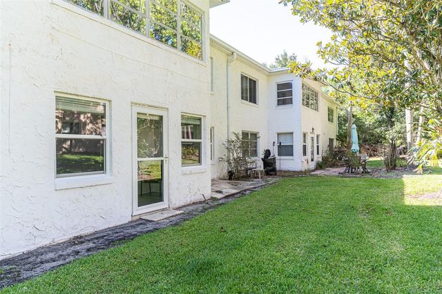 1100 MARTINIQUE DRIVE 106, Winter Haven, FL 33884