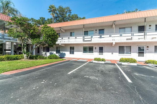 1100 MARTINIQUE DRIVE 106, Winter Haven, FL 33884