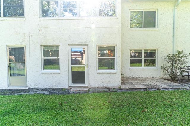 1100 MARTINIQUE DRIVE 106, Winter Haven, FL 33884
