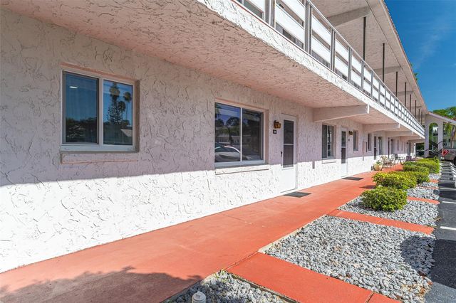 1100 MARTINIQUE DRIVE 106, Winter Haven, FL 33884