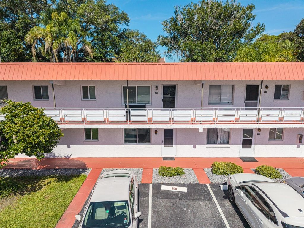 1100 MARTINIQUE DRIVE 106, Winter Haven, FL 33884