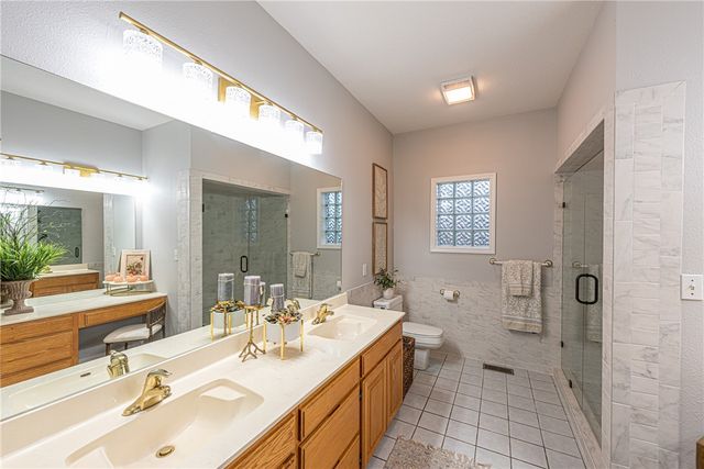 5972 Lamar Pettus Road, Fayetteville, AR 72703