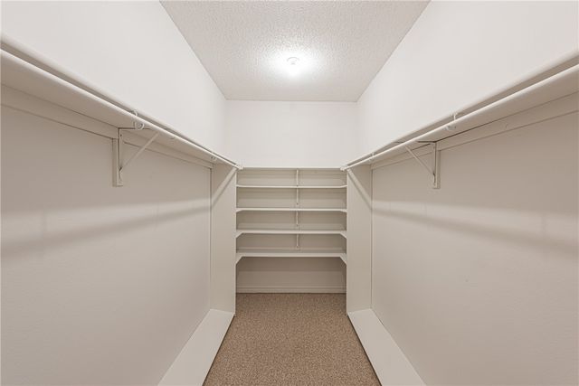 5972 Lamar Pettus Road, Fayetteville, AR 72703