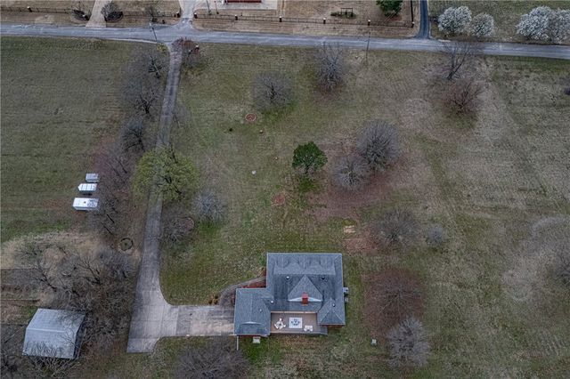 5972 Lamar Pettus Road, Fayetteville, AR 72703