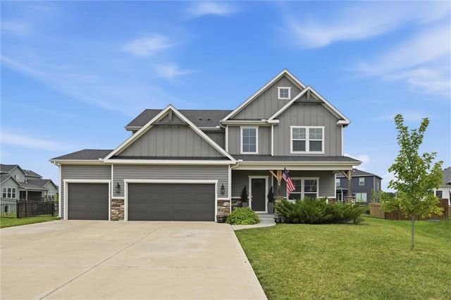 31700 W 164th Court, Gardner, KS 66030