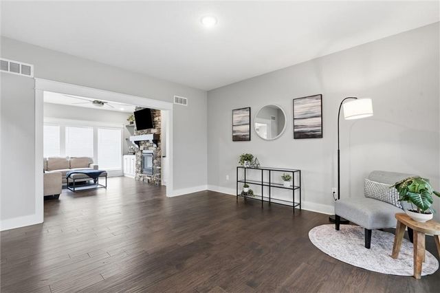 31700 W 164th Court, Gardner, KS 66030