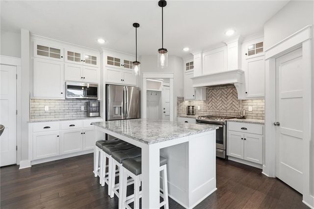31700 W 164th Court, Gardner, KS 66030