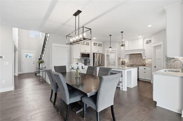 31700 W 164th Court, Gardner, KS 66030