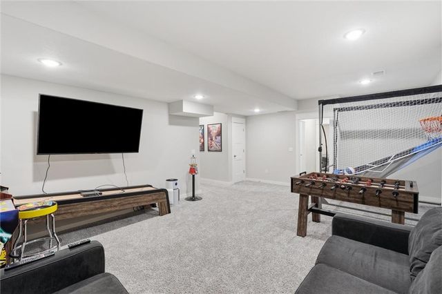 31700 W 164th Court, Gardner, KS 66030