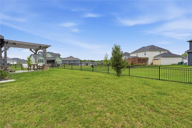 31700 W 164th Court, Gardner, KS 66030