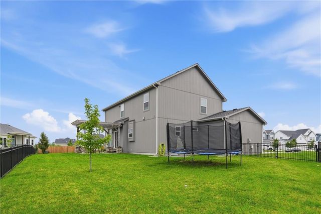 31700 W 164th Court, Gardner, KS 66030
