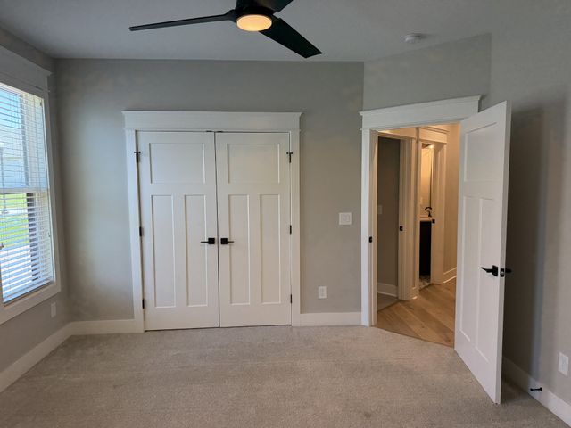 1003 Quillen Way, Lebanon, TN 37087