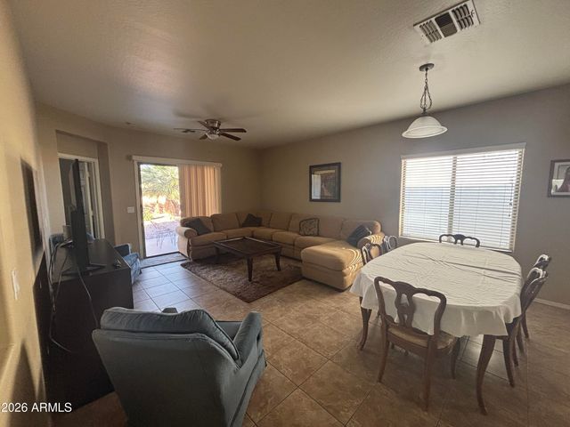 7238 W Candlewood Way, Florence, AZ 85132