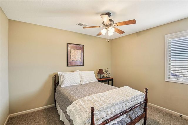 17530 254th Street, Tonganoxie, KS 66086