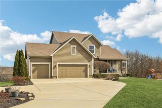 17530 254th Street, Tonganoxie, KS 66086