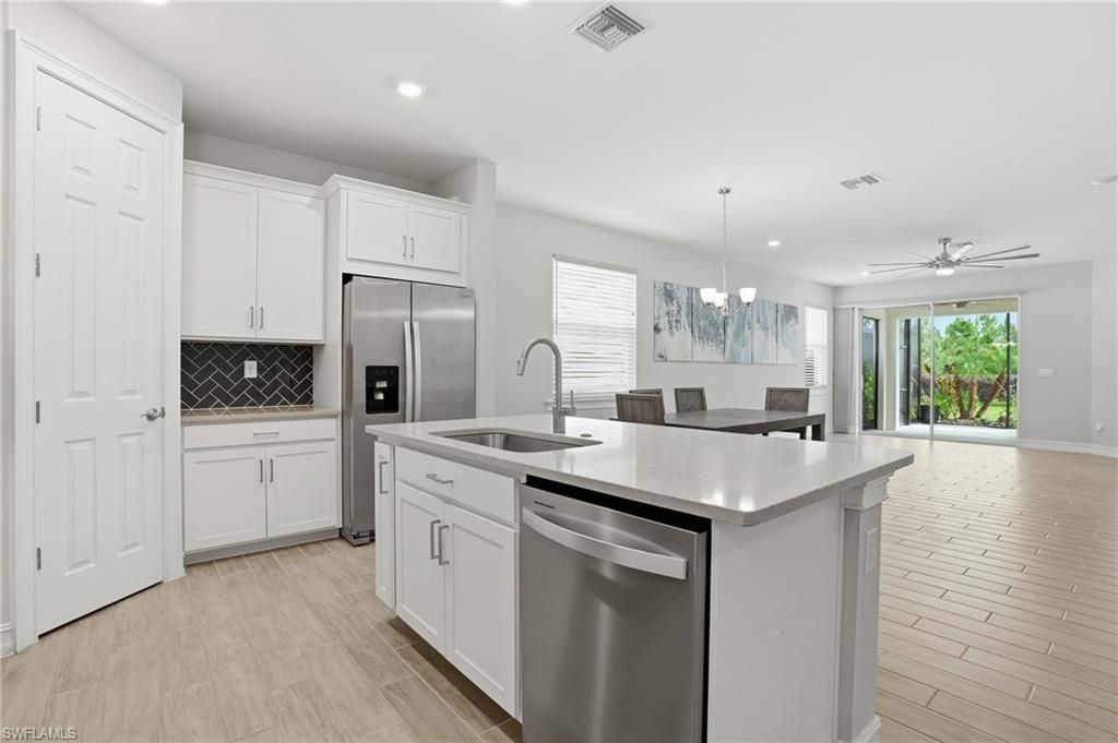 28009 Seasons Tide AVE, BONITA SPRINGS, FL 34135 — exterior