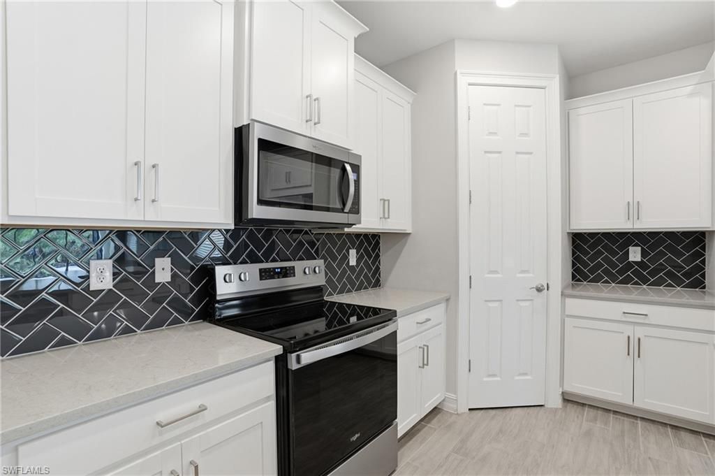 28009 Seasons Tide AVE, BONITA SPRINGS, FL 34135 — photo 4