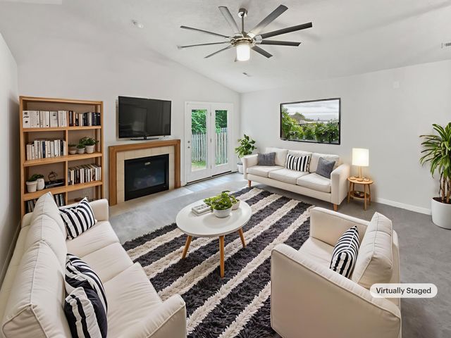 3972 Bannen Trail Drive, Canal Winchester, OH 43110