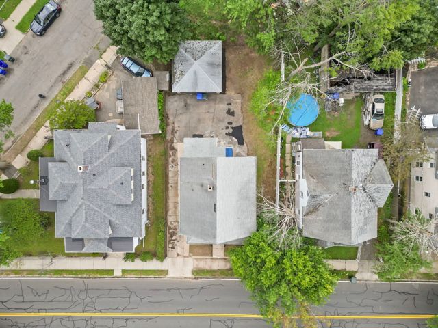 615 White St, Springfield, MA 01108