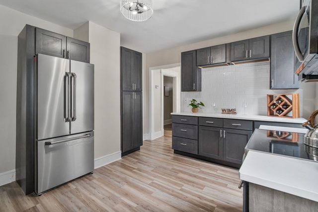 615 White St, Springfield, MA 01108
