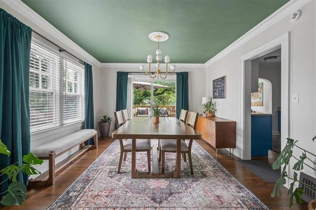 4954 Bell Street, Kansas City, MO 64112