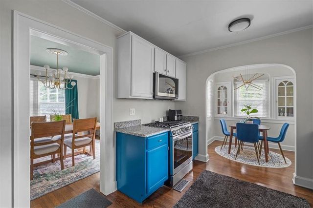4954 Bell Street, Kansas City, MO 64112