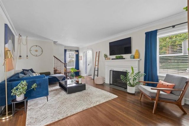 4954 Bell Street, Kansas City, MO 64112
