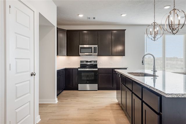 10606 Burgundy Berry Way, Bryan, TX 77845