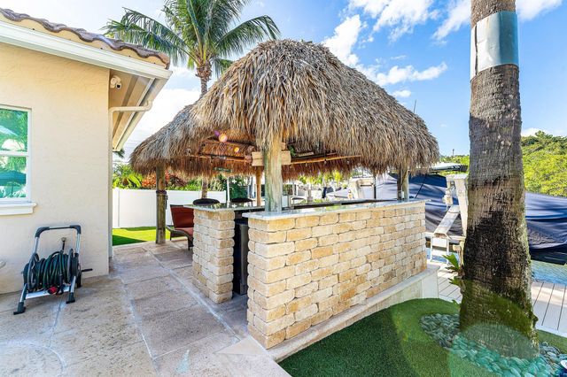 906 Dolphin Drive, Jupiter, FL 33458