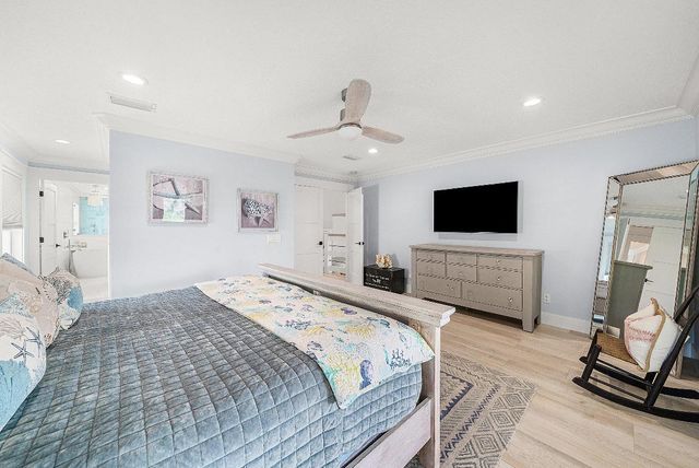 906 Dolphin Drive, Jupiter, FL 33458