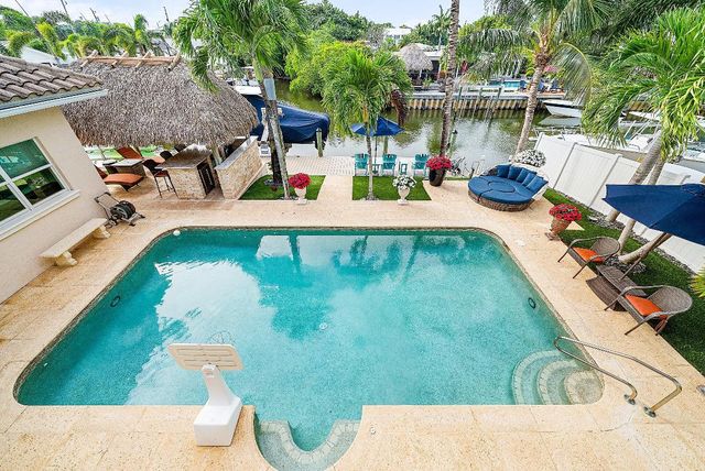 906 Dolphin Drive, Jupiter, FL 33458