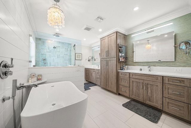 906 Dolphin Drive, Jupiter, FL 33458